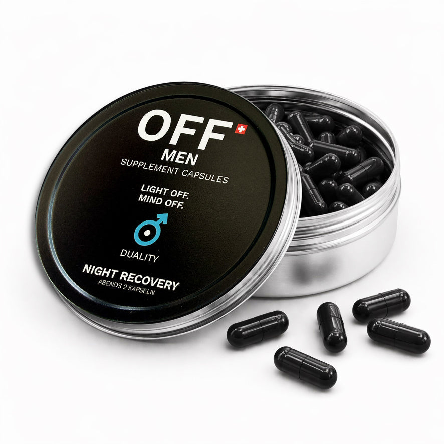Geöffnete OFF MEN Night Recovery Dose mit schwarzen Kapseln auf hellem Hintergrund.