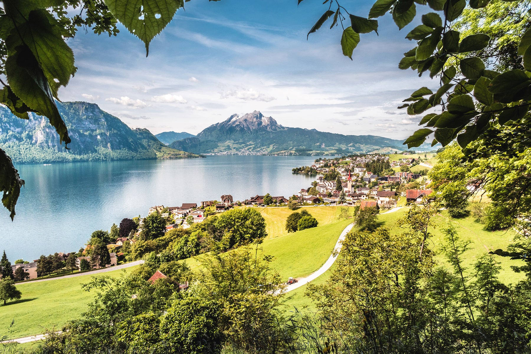 Vierwaldstättersee mit Pilatus bei Luzern – die Heimat von ONOFF aus Eschenbach Luzern